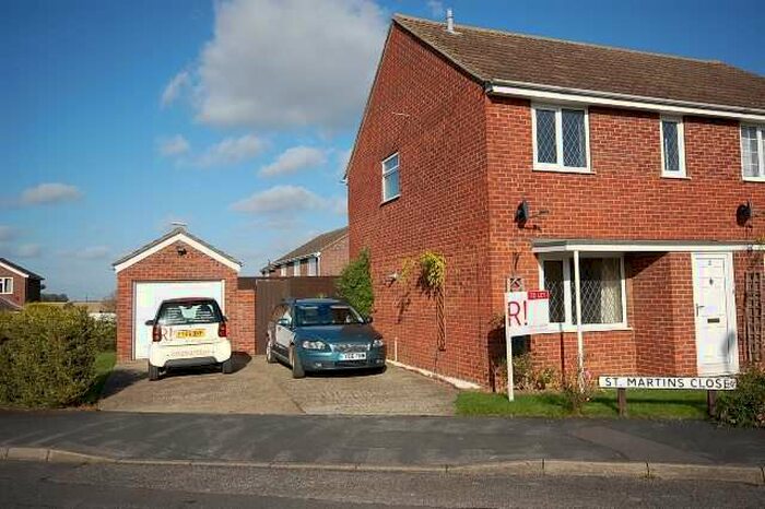 3 Bedroom Semi-Detached House To Rent In St Martin`s Close, , Cranwell, NG34