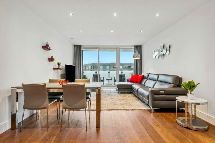 2 Bedroom Flat To Rent In Chancery House, Levett Square, Richmond, Surrey, TW9