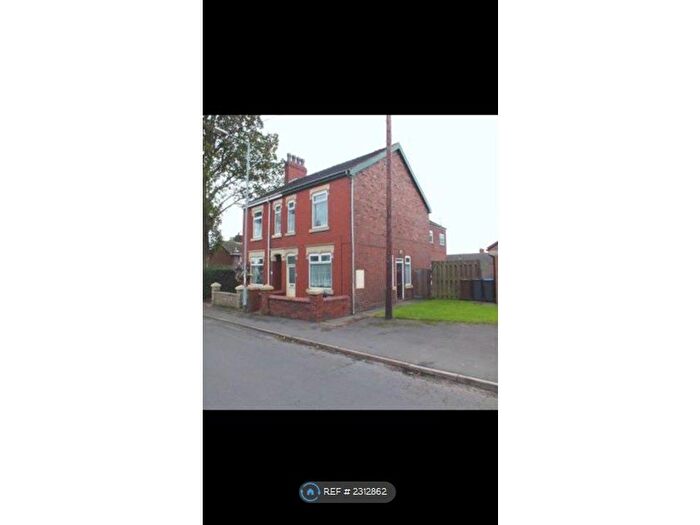 1 Bedroom Flat To Rent In Brown Lees Road, Brown Lees, Stoke-On-Trent, ST8