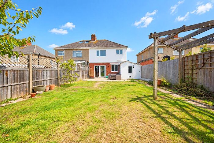 3 Bedroom Semi Detached House For Sale In Bryn Road, Weymouth, DT4