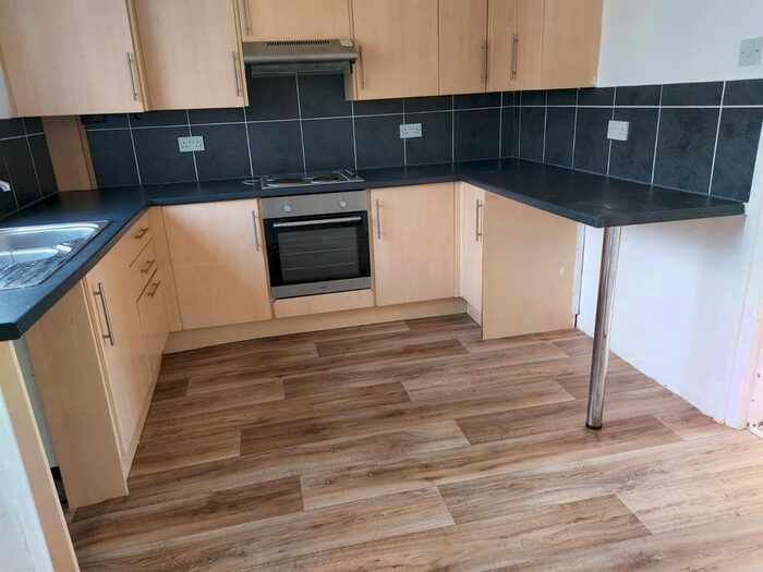 3 Bedroom Terraced House To Rent In Cull Avenue, Stafford, ST16