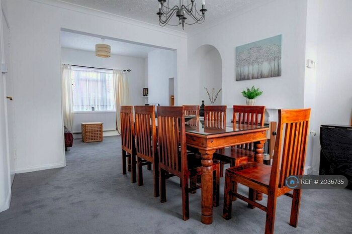 2 Bedroom Terraced House To Rent In Ritchie Road, Croydon, CR0