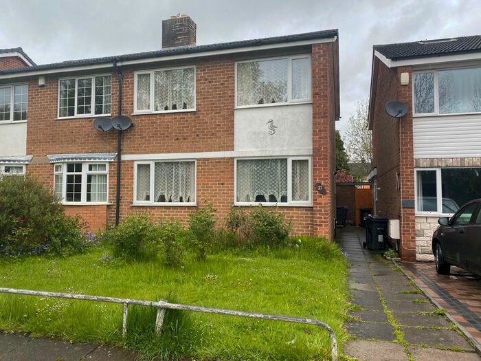 3 Bedroom Semi-Detached House To Rent In Brett Drive, Birmingham, West Midlands, B32