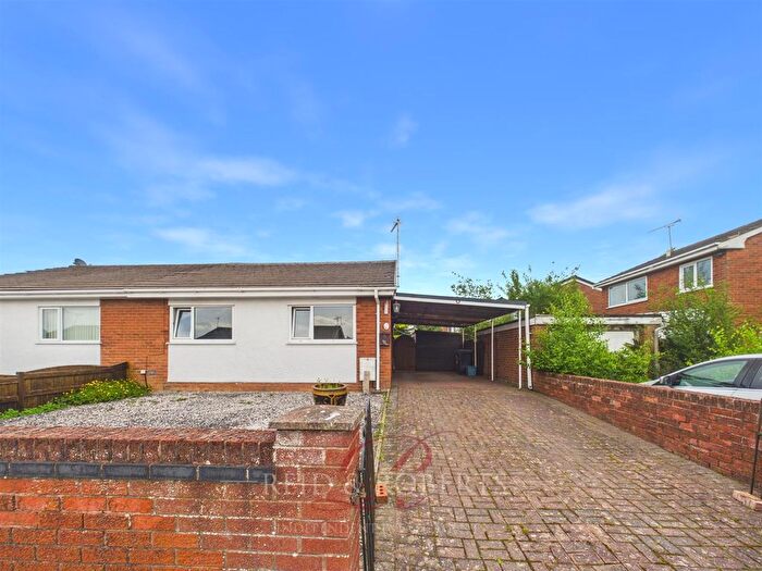 2 Bedroom Semi-Detached Bungalow For Sale In Mayfield Drive, Buckley, CH7