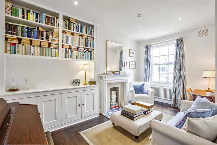 2 Bedroom Maisonette To Rent In Reform Street, London, SW11
