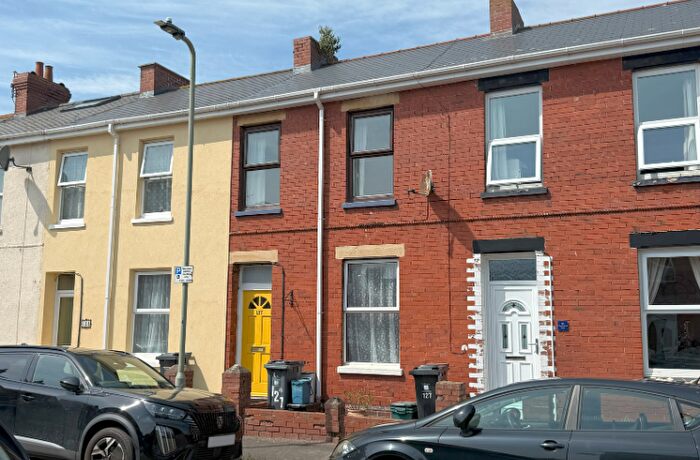 1 Bedroom Flat For Sale In Egremont Road, Exmouth, EX8