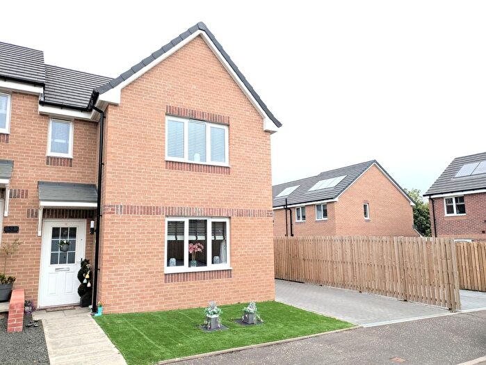 3 Bedroom Semi-Detached House For Sale In Mallard Wynd, Larkhall, ML9