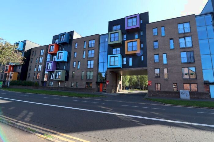 2 Bedroom Flat To Rent In Golspie Street, Govan, Glasgow, G51