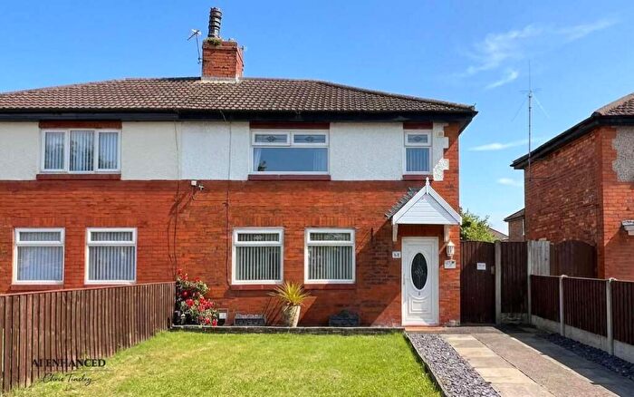 2 Bedroom Semi-Detached House For Sale In Shaftesbury Avenue, Southport, PR8