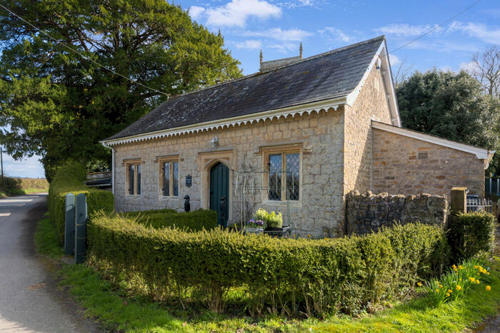 2 Bedroom Detached Bungalow To Rent In Mappowder, DT10