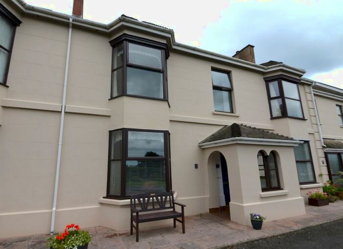 3 Bedroom House For Sale In The Croft, Manorbier, Tenby, SA70