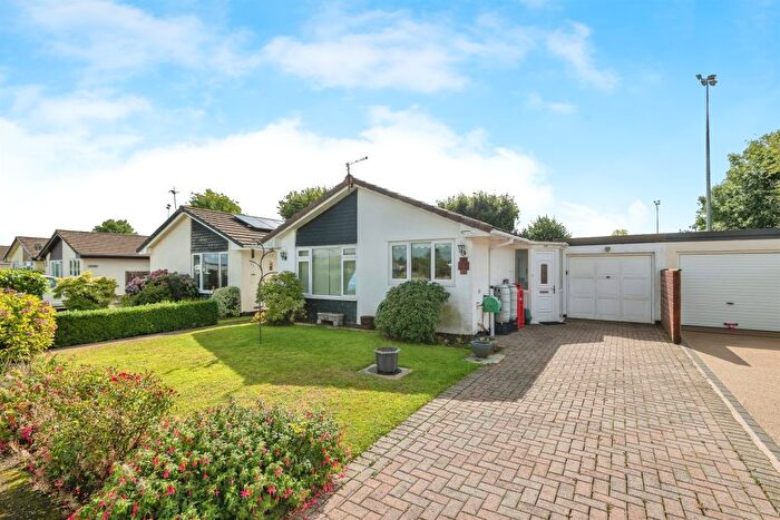 2 Bedroom Detached Bungalow For Sale In Apple Tree Close, Witheridge, Tiverton, EX16