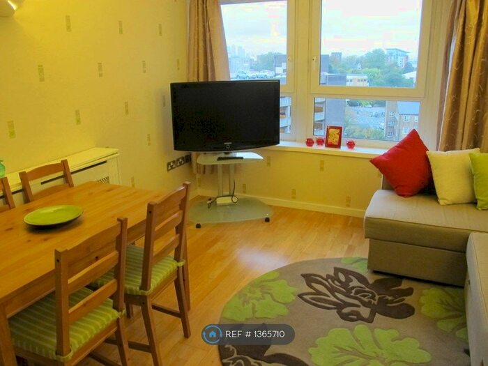 1 Bedroom Flat To Rent In The Vista Building, London, SE18