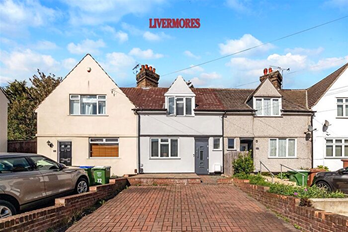 2 Bedroom Terraced House For Sale In Green Walk, Crayford, Kent, DA1