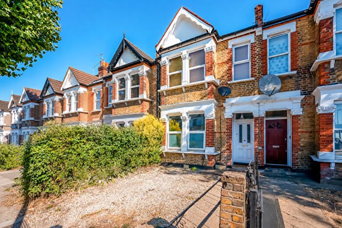 1 Bedroom Flat For Sale In Brownhill Road, London, Greater London, SE6