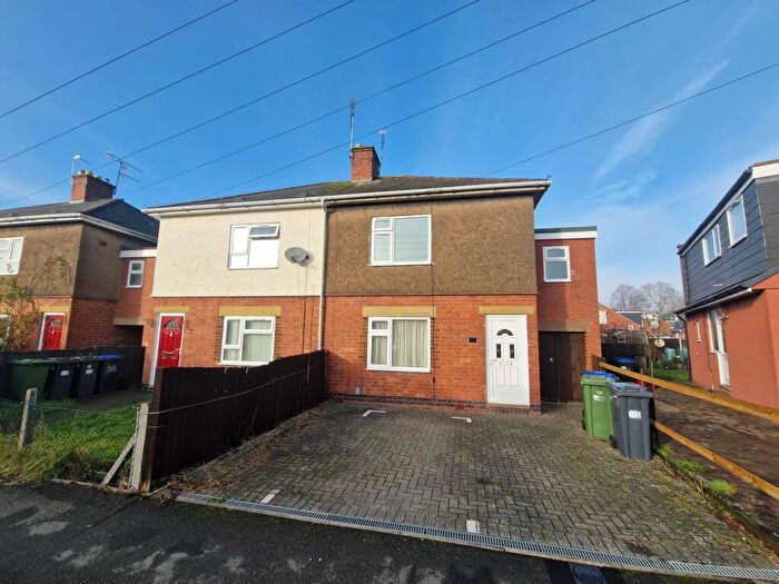 3 Bedroom Semi-Detached House To Rent In Scott Road, Leamington Spa, CV31