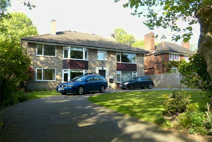 2 Bedroom Apartment To Rent In Park Road, Beckenham, BR3