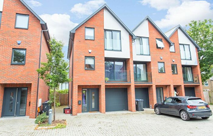 3 Bedroom Semi-Detached House To Rent In Belmont Road, Whitstable, CT5