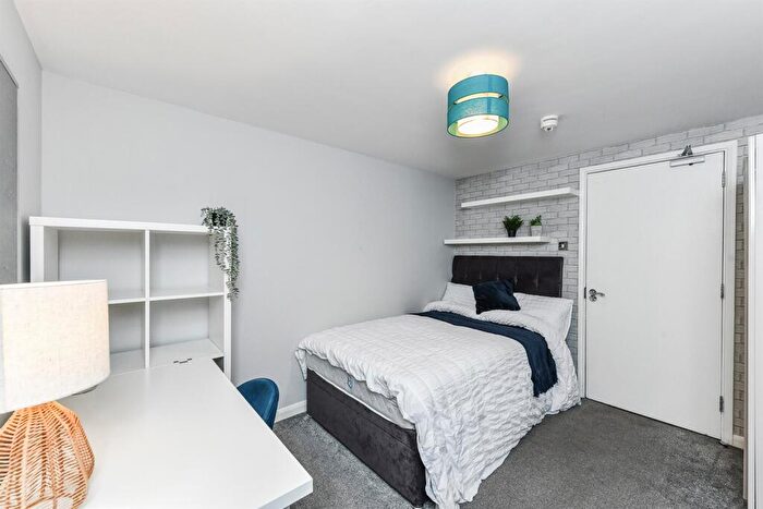 6 Bedroom Apartment To Rent In Room M Flat Varsity House, NG1