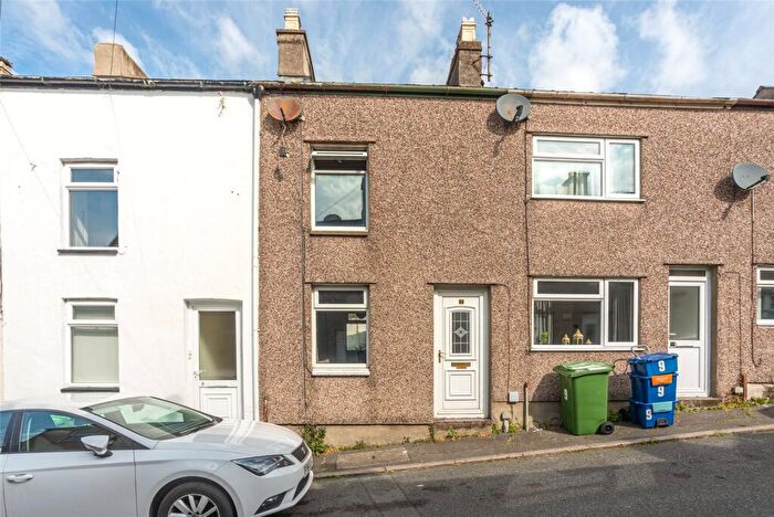 1 Bedroom Terraced House For Sale In Hendre Street, Caernarfon, Gwynedd, LL55
