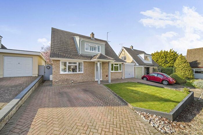 4 Bedroom Detached House For Sale In Burridges Close, Stevington, MK43