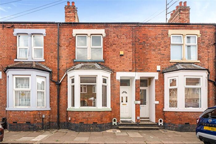 3 Bedroom Terraced House For Sale In Southampton Road, Northampton, Northamptonshire, NN4