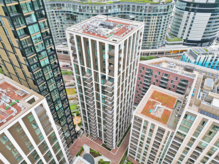 3 Bedroom Apartment For Sale In Palmer Road, London, SW11