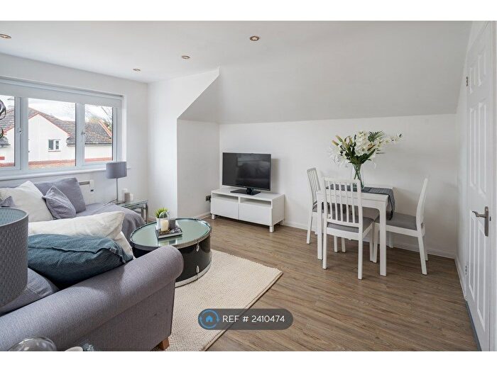 1 Bedroom Flat To Rent In Beacon Gate, London, SE14