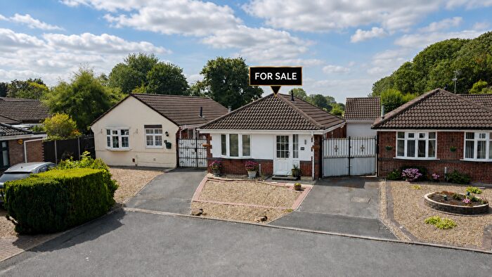2 Bedroom Detached Bungalow For Sale In Bluebell Drive, Leicester, LE2