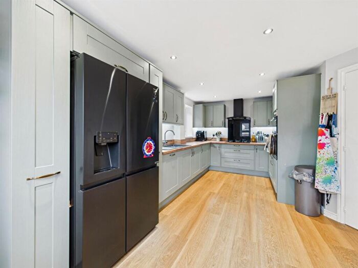 5 Bedroom Detached House For Sale In Rowlington Way, Whitley Bay, NE25