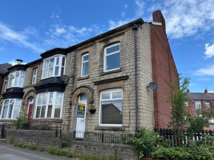 2 Bedroom End Of Terrace House For Sale In Stamford Square, Ashton-Under-Lyne, OL6
