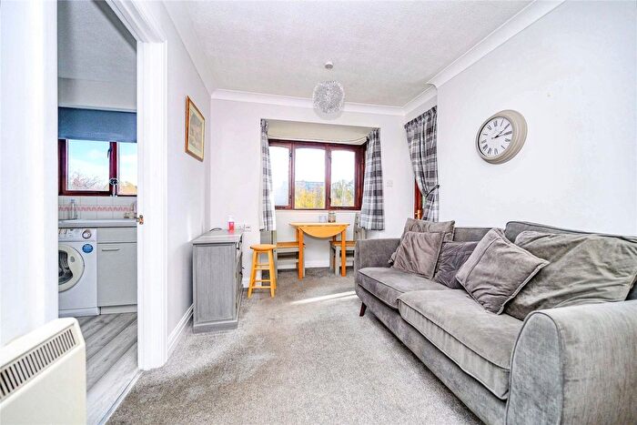 1 Bedroom Flat For Sale In Gadeview, Hemel Hempstead, HP1