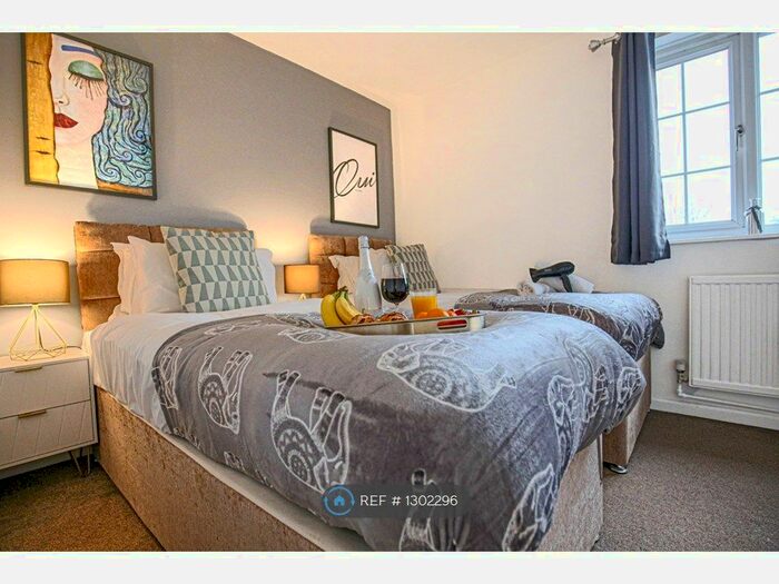 3 Bedroom Flat To Rent In Shetland Way, Corby NN17