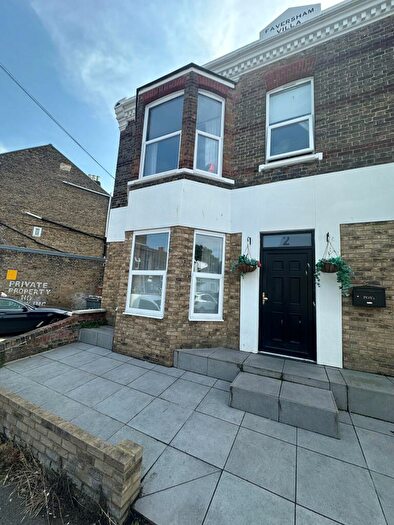 2 Bedroom Flat To Rent In Southwood Road, Ramsgate, CT11