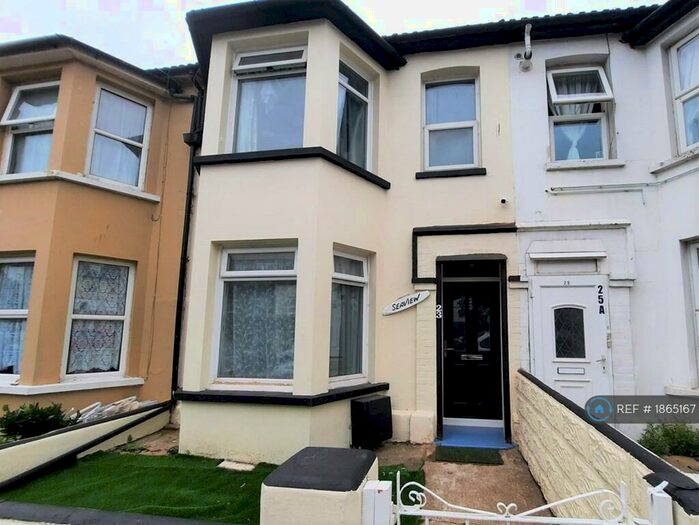4 Bedroom Terraced House To Rent In Beach Road, Clacton-On-Sea, CO15