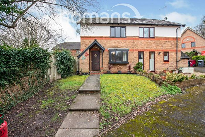 1 Bedroom End Of Terrace House To Rent In Hirstwood, RG30