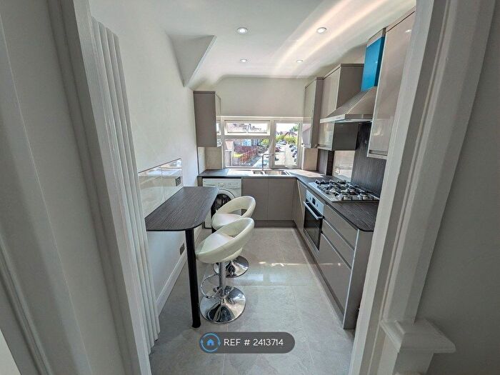 1 Bedroom Maisonette To Rent In Pembroke Road, Greenford, UB6