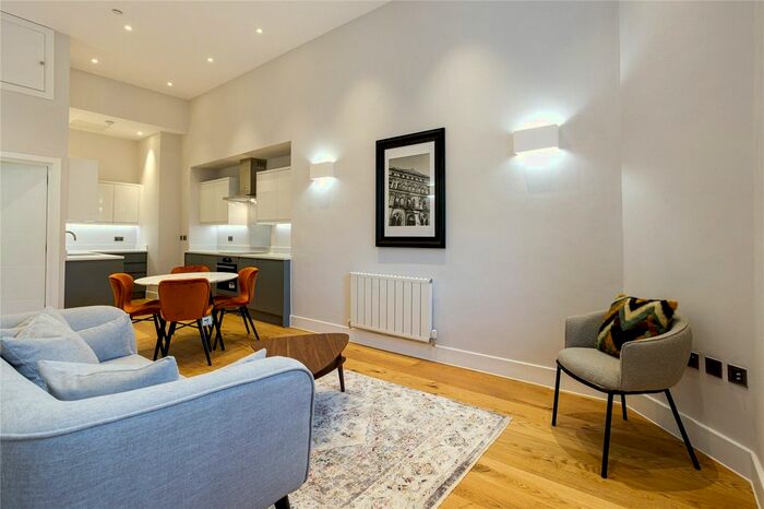 2 Bedroom Flat To Rent In Waldorf House, Cooper Street, Manchester, M2