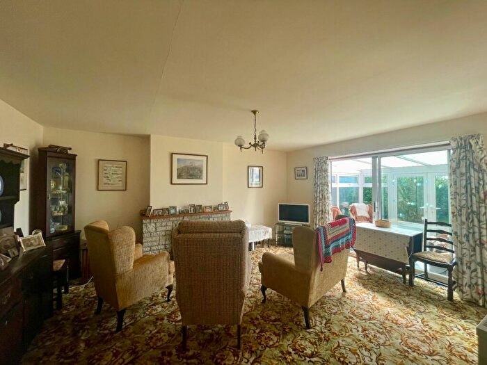 2 Bedroom Bungalow For Sale In Ffordd Pentre Mynach, Barmouth, LL42