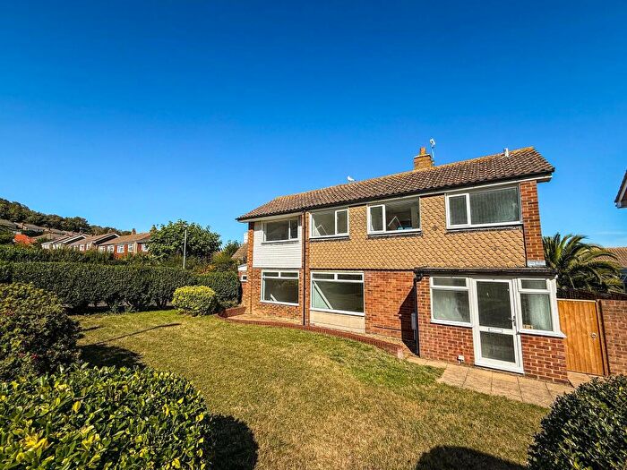 5 Bedroom Detached House For Sale In Bracken Road, Eastbourne, BN20