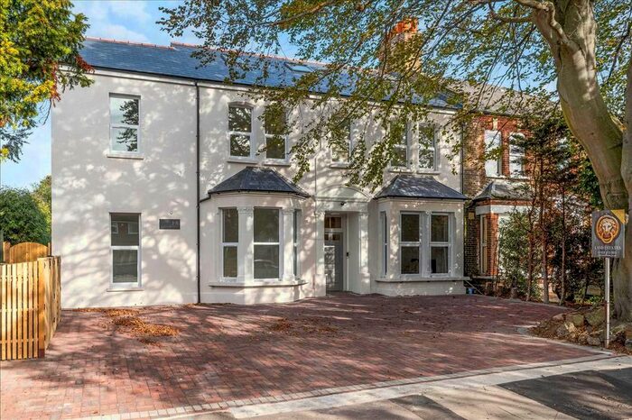 1 Bedroom Studio To Rent In Miskin Road, Dartford, DA1