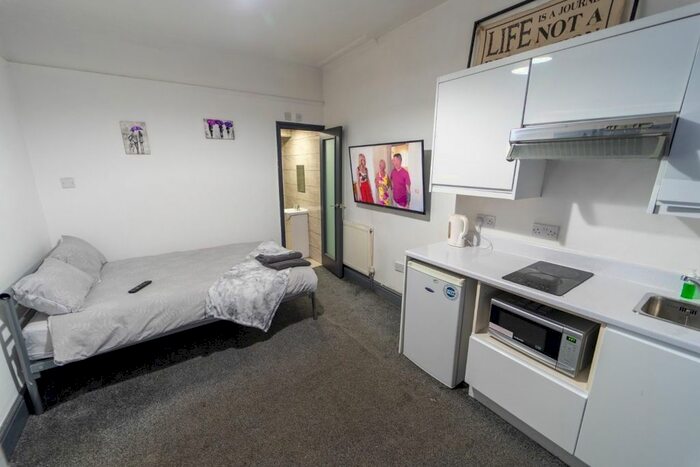 1 Bedroom Studio To Rent In Pershore Road, Birmingham, B29