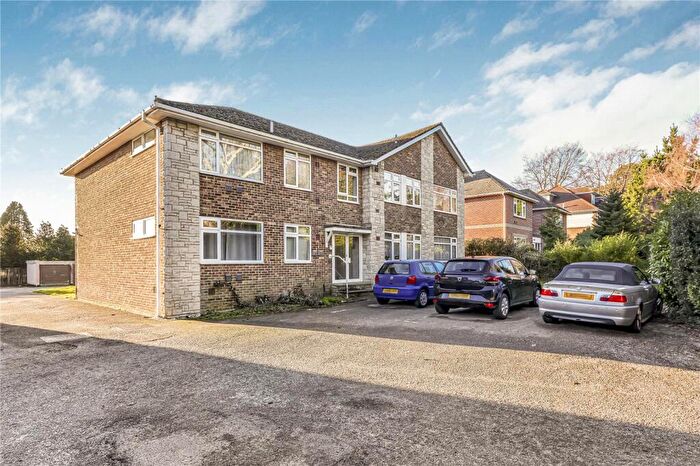 2 Bedroom Apartment For Sale In Talbot Avenue, Talbot Woods, Bournemouth, BH3