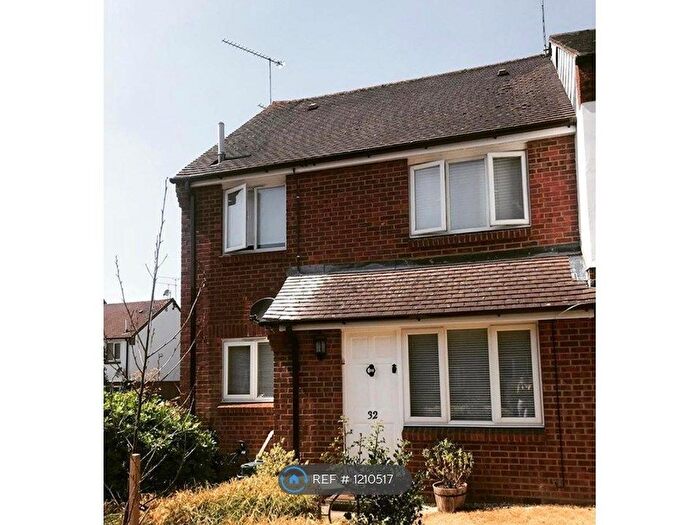 1 Bedroom End Of Terrace House To Rent In St. Leonards Court, Sandridge, St. Albans, AL4