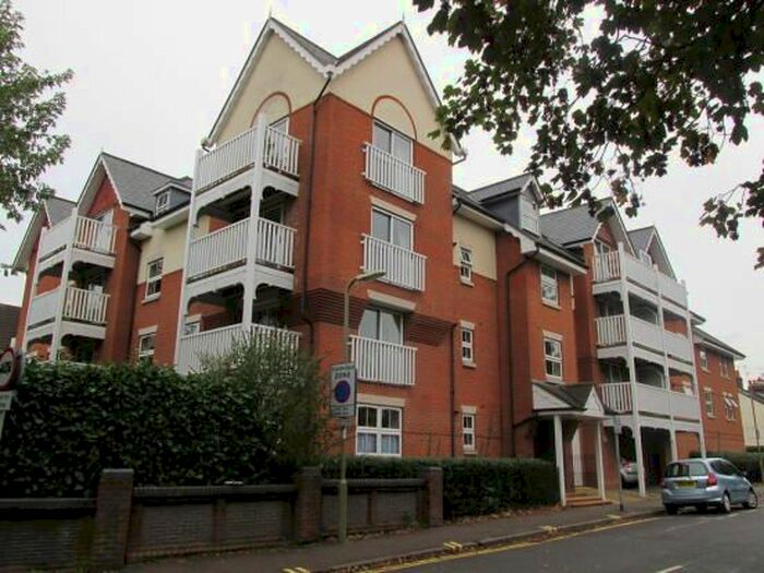2 Bedroom Flat To Rent In Romsey Road, Eastleigh SO50