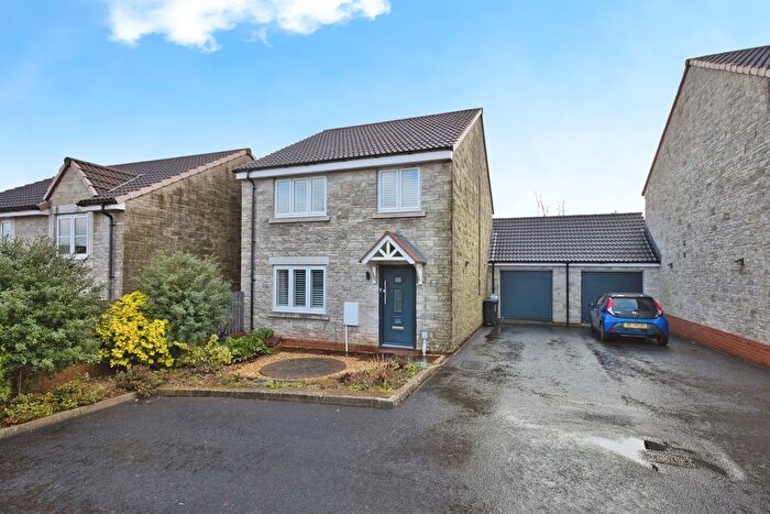4 Bedroom Detached House For Sale In Brimscombe Meadow, Chilcompton, Radstock, BA3