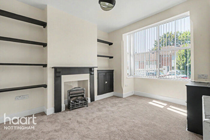 5 Bedroom Terraced House To Rent In Burgass Road, Nottingham, NG3