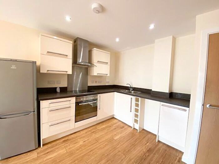 2 Bedroom Apartment To Rent In Crecy Court, Leicester, LE1