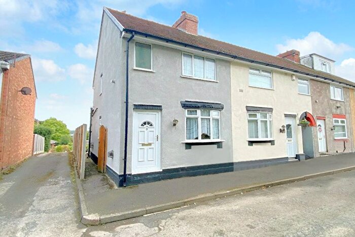 2 Bedroom End Terrace House For Sale In Osbourne Close, Quarry Bank, Brierley Hill, DY5