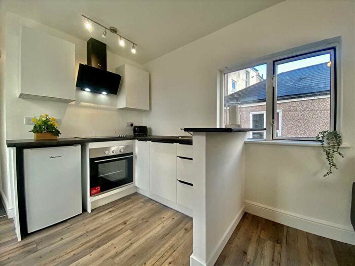 Studio To Rent In North Road East, First Floor, Plymouth, PL4